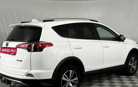 Toyota RAV4, 2018 год, 2 700 000 рублей, 5 фотография