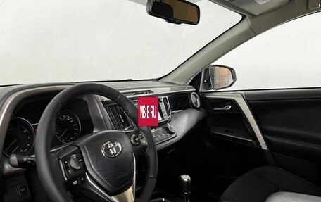 Toyota RAV4, 2018 год, 2 700 000 рублей, 13 фотография