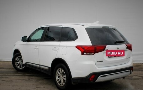 Mitsubishi Outlander III рестайлинг 3, 2019 год, 2 480 000 рублей, 5 фотография