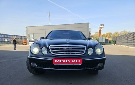 Mercedes-Benz E-Класс, 2004 год, 1 050 000 рублей, 8 фотография