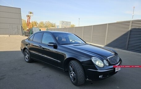 Mercedes-Benz E-Класс, 2004 год, 1 050 000 рублей, 7 фотография