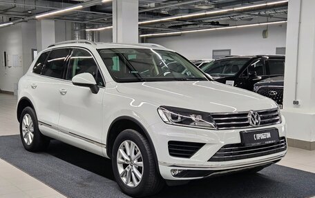 Volkswagen Touareg III, 2016 год, 3 099 000 рублей, 3 фотография