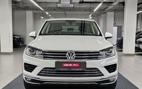 Volkswagen Touareg III, 2016 год, 3 099 000 рублей, 2 фотография