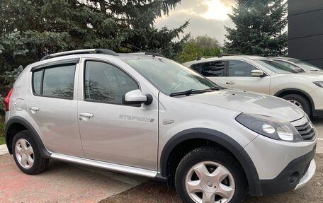 Renault Sandero I, 2013 год, 925 000 рублей, 8 фотография