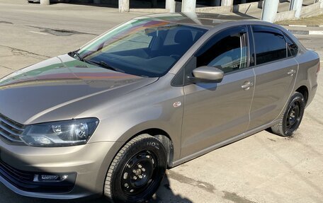 Volkswagen Polo VI (EU Market), 2015 год, 900 000 рублей, 1 фотография