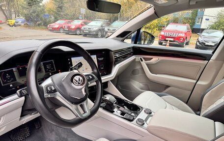 Volkswagen Touareg III, 2019 год, 2 345 000 рублей, 22 фотография