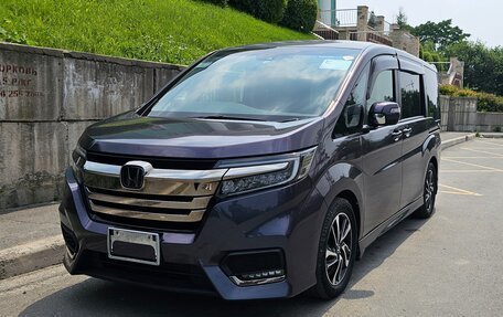 Honda Stepwgn IV, 2018 год, 2 820 000 рублей, 1 фотография