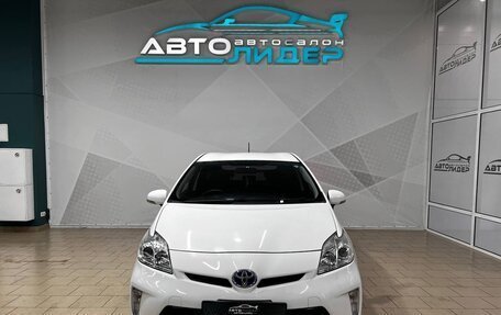 Toyota Prius, 2012 год, 1 349 000 рублей, 2 фотография