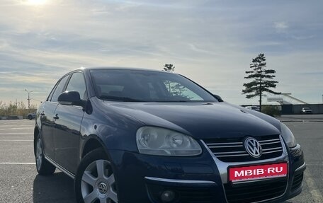 Volkswagen Jetta VI, 2008 год, 750 000 рублей, 1 фотография