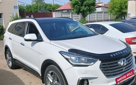 Hyundai Santa Fe III рестайлинг, 2017 год, 2 250 000 рублей, 2 фотография