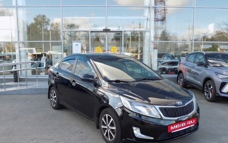 KIA Rio III рестайлинг, 2013 год, 807 000 рублей, 3 фотография