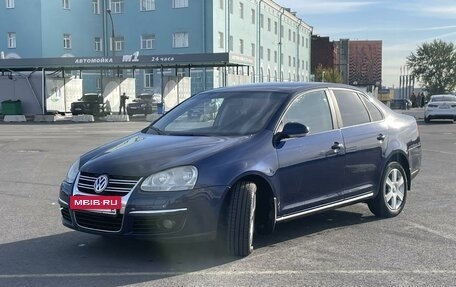 Volkswagen Jetta VI, 2008 год, 750 000 рублей, 2 фотография