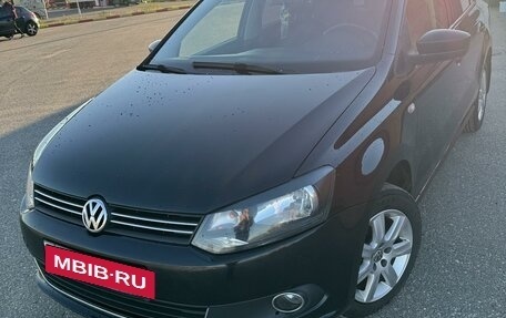 Volkswagen Polo VI (EU Market), 2012 год, 750 000 рублей, 1 фотография