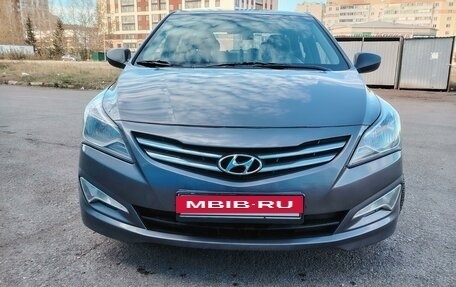 Hyundai Solaris II рестайлинг, 2016 год, 1 000 000 рублей, 4 фотография