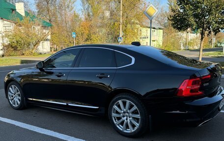 Volvo S90 II рестайлинг, 2018 год, 3 300 000 рублей, 7 фотография