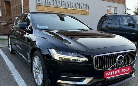 Volvo S90 II рестайлинг, 2018 год, 3 300 000 рублей, 2 фотография