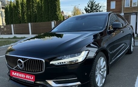 Volvo S90 II рестайлинг, 2018 год, 3 300 000 рублей, 3 фотография