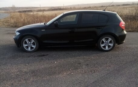 BMW 1 серия, 2008 год, 700 000 рублей, 7 фотография