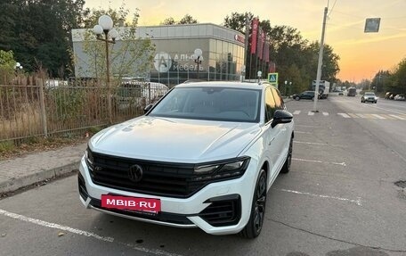 Volkswagen Touareg III, 2018 год, 5 600 000 рублей, 13 фотография