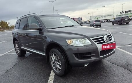 Volkswagen Touareg III, 2007 год, 1 430 000 рублей, 2 фотография