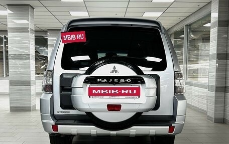 Mitsubishi Pajero IV, 2011 год, 2 249 000 рублей, 4 фотография