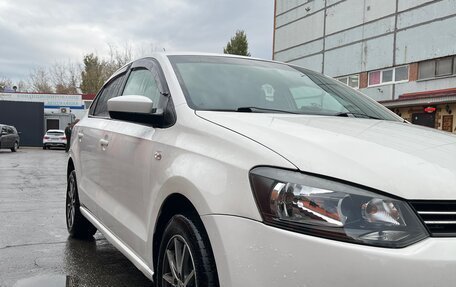 Volkswagen Polo VI (EU Market), 2011 год, 800 000 рублей, 7 фотография