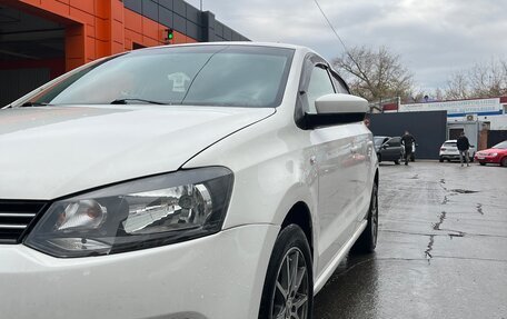 Volkswagen Polo VI (EU Market), 2011 год, 800 000 рублей, 5 фотография