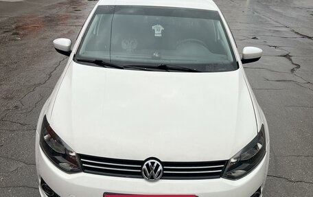 Volkswagen Polo VI (EU Market), 2011 год, 800 000 рублей, 6 фотография