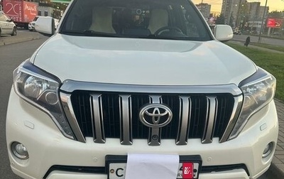 Toyota Land Cruiser Prado 150 рестайлинг 2, 2015 год, 3 650 000 рублей, 1 фотография