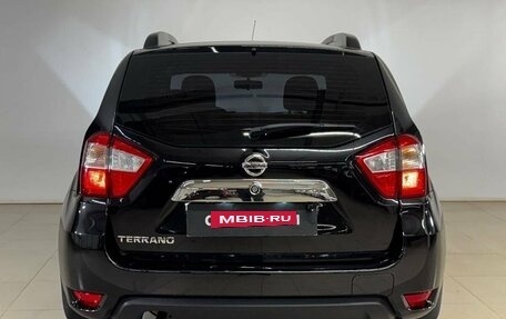 Nissan Terrano III, 2017 год, 1 625 000 рублей, 6 фотография