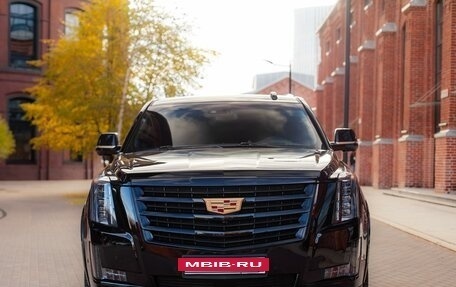 Cadillac Escalade IV, 2017 год, 6 950 000 рублей, 2 фотография