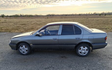 Nissan Primera II рестайлинг, 1993 год, 100 000 рублей, 8 фотография