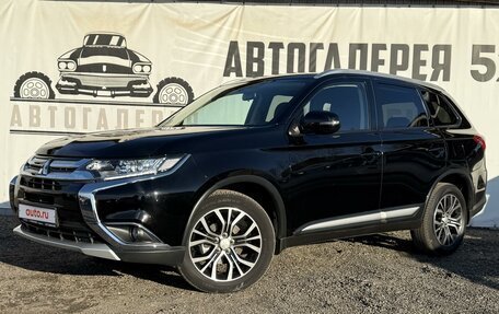 Mitsubishi Outlander III рестайлинг 3, 2018 год, 2 450 000 рублей, 1 фотография