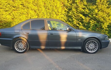 BMW 5 серия, 2000 год, 800 000 рублей, 2 фотография