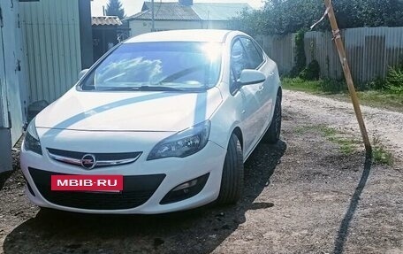 Opel Astra J, 2013 год, 990 000 рублей, 17 фотография