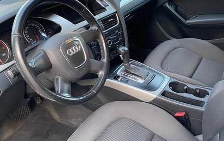 Audi A4, 2010 год, 1 175 000 рублей, 12 фотография