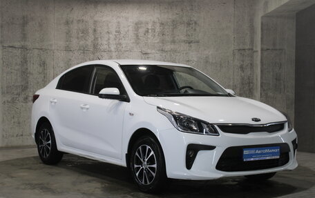 KIA Rio IV, 2018 год, 1 317 000 рублей, 3 фотография