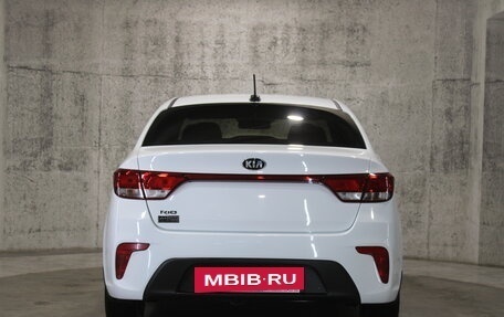 KIA Rio IV, 2018 год, 1 317 000 рублей, 11 фотография