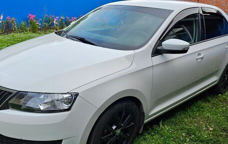 Skoda Rapid I, 2018 год, 1 550 000 рублей, 3 фотография