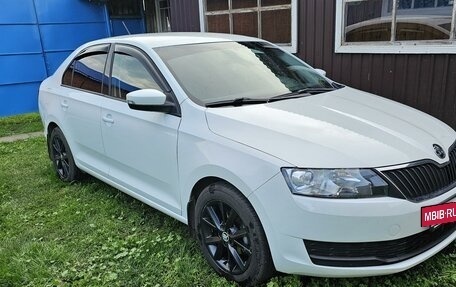 Skoda Rapid I, 2018 год, 1 550 000 рублей, 8 фотография