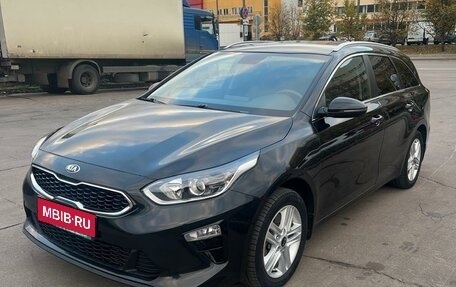 KIA cee'd III, 2021 год, 2 430 000 рублей, 1 фотография