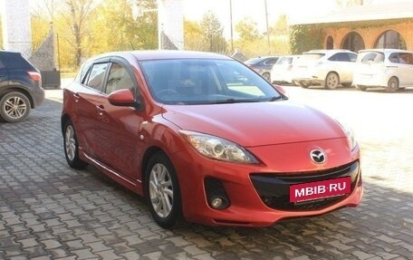 Mazda Axela, 2012 год, 1 050 000 рублей, 2 фотография