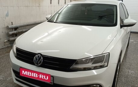 Volkswagen Jetta VI, 2017 год, 1 500 000 рублей, 12 фотография