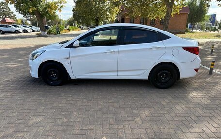 Hyundai Solaris II рестайлинг, 2016 год, 720 000 рублей, 5 фотография