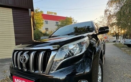 Toyota Land Cruiser Prado 150 рестайлинг 2, 2015 год, 3 500 000 рублей, 1 фотография