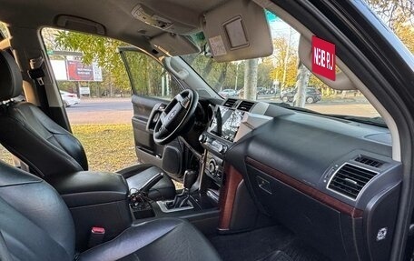 Toyota Land Cruiser Prado 150 рестайлинг 2, 2015 год, 3 500 000 рублей, 14 фотография