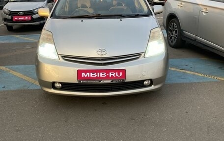 Toyota Prius, 2003 год, 620 000 рублей, 1 фотография