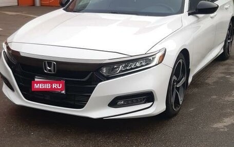 Honda Accord IX рестайлинг, 2019 год, 2 300 000 рублей, 16 фотография