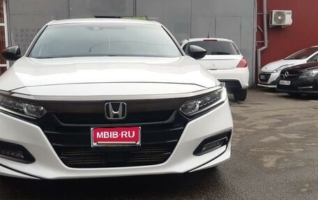 Honda Accord IX рестайлинг, 2019 год, 2 300 000 рублей, 18 фотография