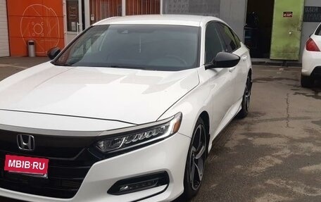 Honda Accord IX рестайлинг, 2019 год, 2 300 000 рублей, 17 фотография